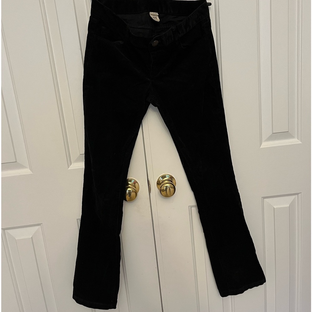 Boot cut black cordoroys - short size for petite